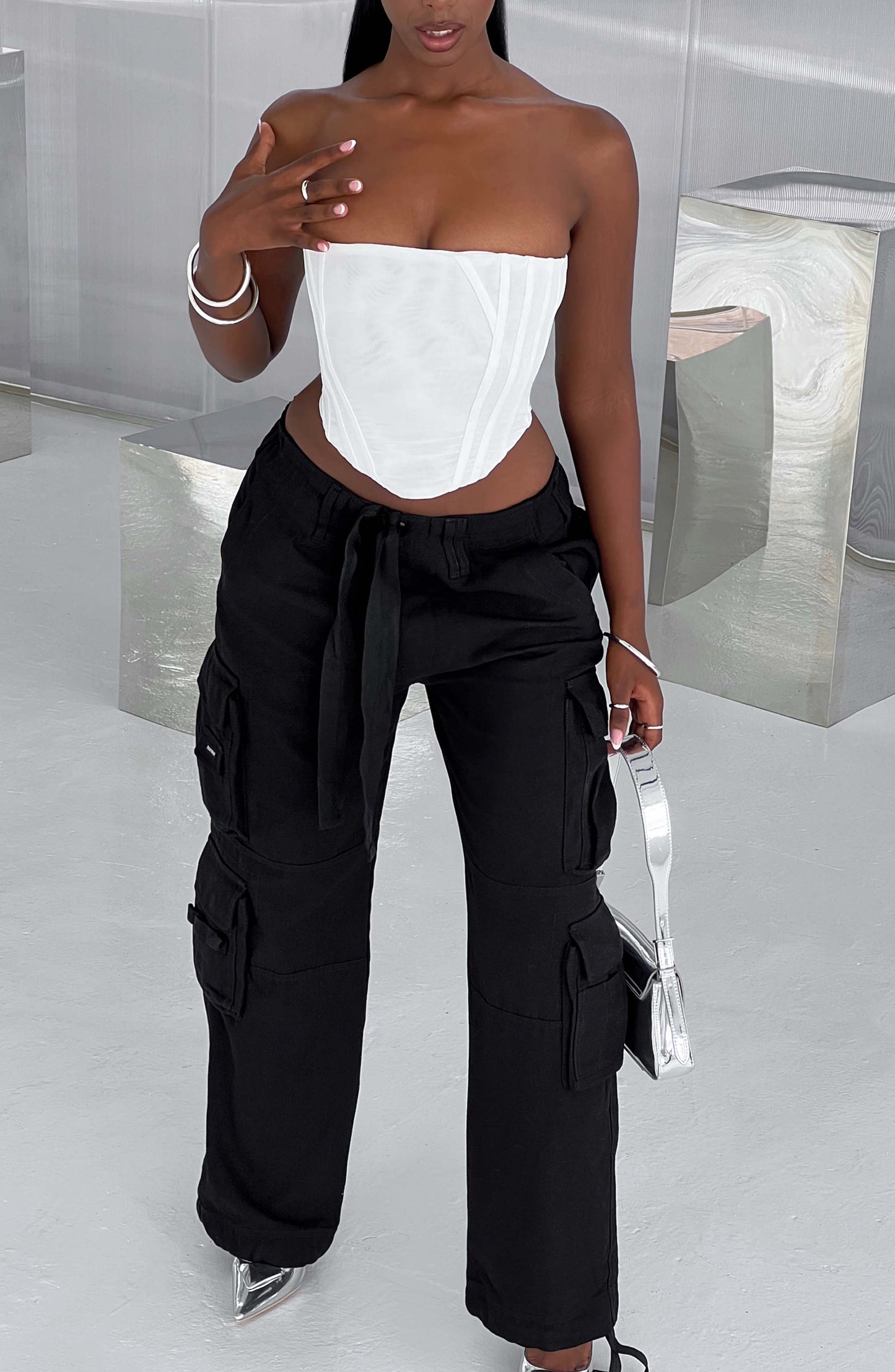 Tinashe Cargo Pants - Black